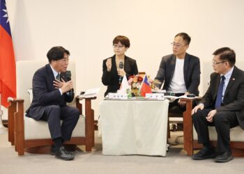 深化花火情誼 日本靜岡縣沼津市長頼重秀一率團拜會台南市政府