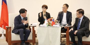 深化花火情誼 日本靜岡縣沼津市長頼重秀一率團拜會台南市政府