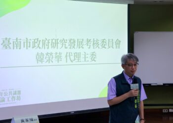 南青公共議題辯論工作坊登場 青年聚焦社群媒體管制展現思辨力