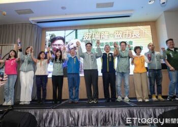 「毛爸」賴瑞隆出招!寵物產業推四有 喊話打造幸福毛孩城市