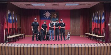 【威凜凜、萌噠噠、樂陶陶】刑大護童心，警犬貓咪齊上陣、泡泡漫天寓教於樂