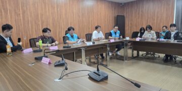 花蓮公私協力守護長者 AI智慧定位鞋墊走進醫療體系