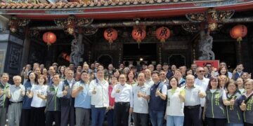 侯友宜視察萬大中和樹林線動態測試並前往廣濟宮參香祈求工程順利
