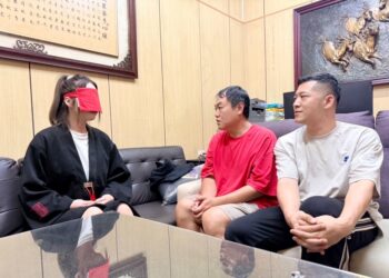 草爺斥資百萬創《看你老墓》YouTube頻道　司徒建銘以孝道精神掃墓追思