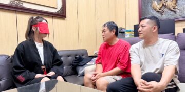 草爺斥資百萬創《看你老墓》YouTube頻道　司徒建銘以孝道精神掃墓追思
