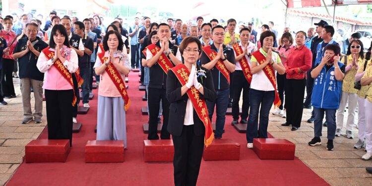 2026王功漁火節88節盛大展開   祈福嘉年華千人烤蚵首先登場
