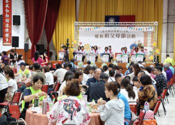 影音/百善孝為先、行孝貴在感恩 田尾鄉舉行「115年慶祝祖父母節活動」