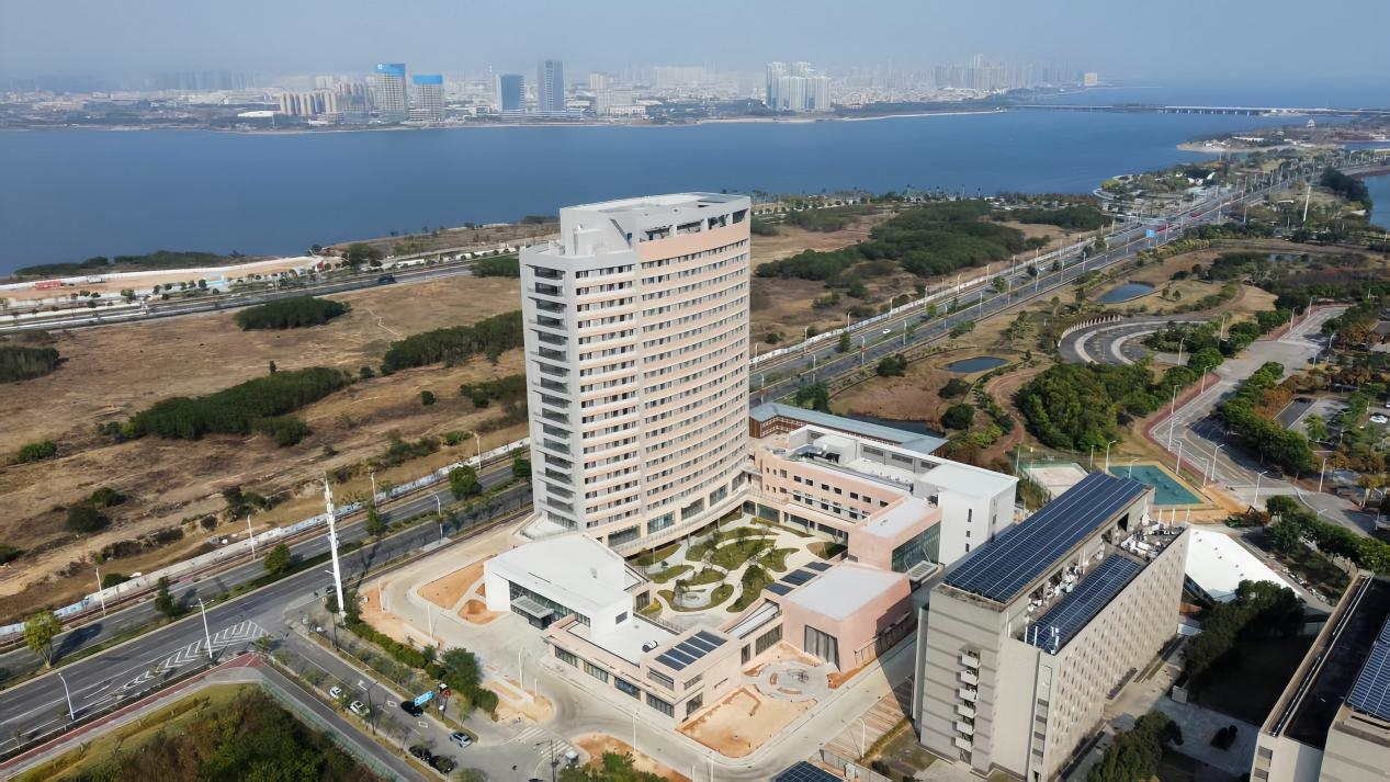 廈門長庚醫院新舊院長交接 深化兩岸醫療合作、布局高齡照護