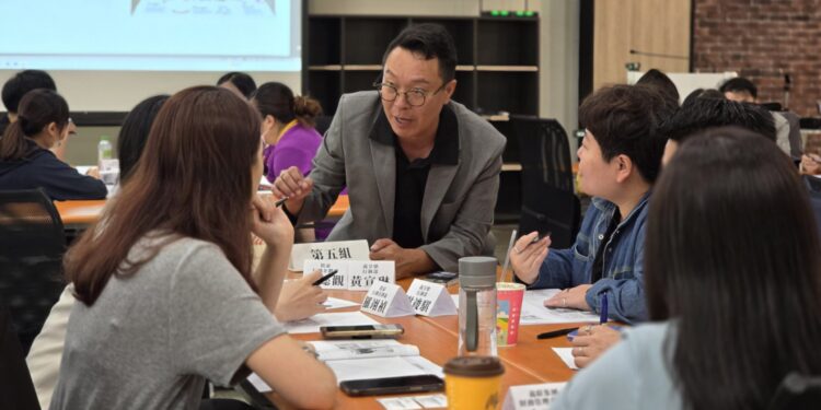 開波行銷扎根南台灣18年　金冠賢：影像技術會進步，真誠始終是核心