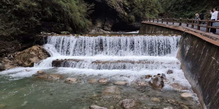 走進宕昌讀歷史也看山水　兩岸媒體甘肅行感受隴南人文生態多重風