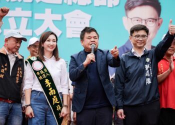 感謝大寮、林園鄉親!今天的現場,雨庭感受到滿滿的熱情與力量!
