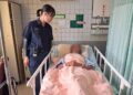 豪雨中送暖　新埤警伸援手助癱兒安頓　暨潮州警訊