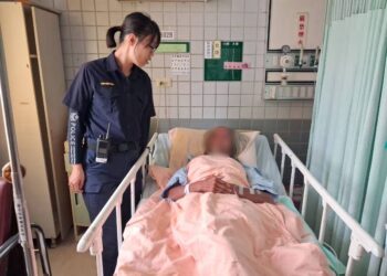 豪雨中送暖　新埤警伸援手助癱兒安頓　暨潮州警訊