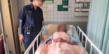 豪雨中送暖 新埤警伸援手助癱兒安頓 暨潮州警訊