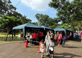 「萌趣侏羅紀燈飾 × 中秋市集」 屏東千禧公園歡樂登場