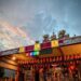 忠天宮靜靜佇立在沙鹿鹿寮里，主祀天上聖母，配祀神農大帝、觀音佛祖，是地方上最安定的存在。