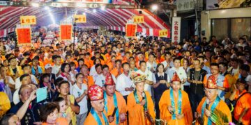 民雄大士爺火化昇天 信眾一路護送盼帶走災厄