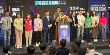 台北3C電器展迎換機潮 四天商機20億元   沈博洋連兩天參觀展覽 提倡居家用電安全