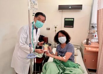 蘋安迎中秋,關懷暖心頭—大同醫院中秋節病房關懷送暖