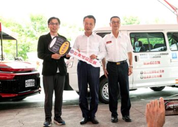 金山財神廟愛心捐車　強化嘉義長照、山區救災量能