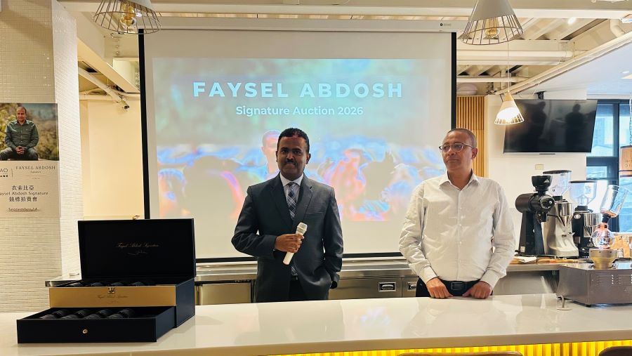 Faysel Abdosh Yonis辦理個人署名衣索匹亞頂級咖啡咖啡競標會，用以支持當地學校教育、女性醫療、潔淨用水與社區基礎建設等公益計畫。(圖/記者林均和攝)