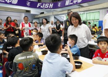嘉義市長盃圍棋賽登場　600棋手同場較勁展棋藝