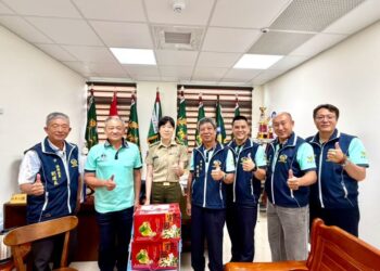 屏東後憲攜手榮服處秋節慰問憲兵隊 《傳遞前後憲情誼與佳節關懷》
