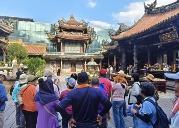 長治鄉志工協會探訪台北大稻埕 深度體驗百年街廓與茶香文化