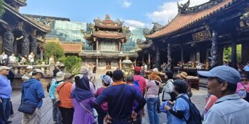 長治鄉志工協會探訪台北大稻埕 深度體驗百年街廓與茶香文化