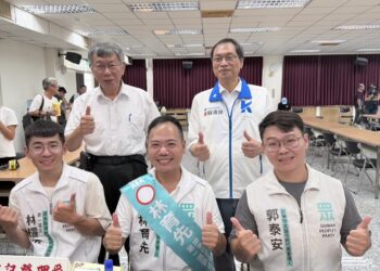 藍白合作從立院延伸屏東 蘇清泉、柯文哲同台力挺林育先