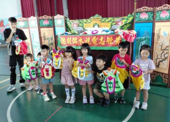 傳統藝術向下扎根　雲林布袋戲走進幼兒園培育新世代觀眾