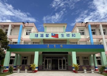 海龍蛙兵林屈伸退伍不褪色 用愛心刷新榮家感動了長輩