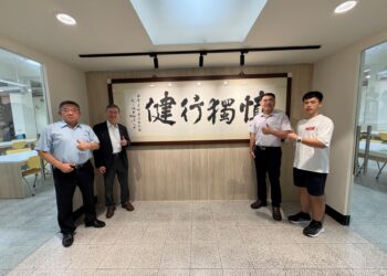 校友吳文彬捐贈500萬元打造優質學習空間 台南一中K書中心煥然一新