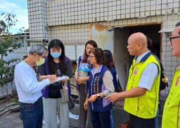 新莊罹癌父與子女窩居頂樓加蓋 社福中心提報圓融行善團送暖