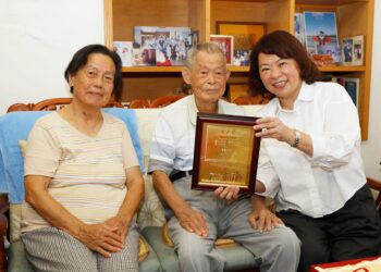 嘉義市重陽敬老禮金開跑 逾5.4萬長者受惠、發放總額破2億元