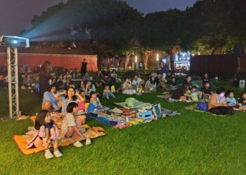 屏東書院園區「星空草地電影院」熱鬧登場！ 《可可夜總會》熱映 戶外空間煥發新魅力