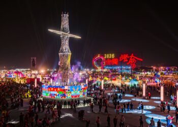 台灣燈會主燈鋼材再生典藏　嘉義縣抽出200組微縮紀念文鎮