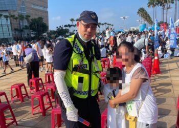 一場路跑、兩種守護!前鎮警化身尋童英雄 助焦急家長找回心肝寶貝