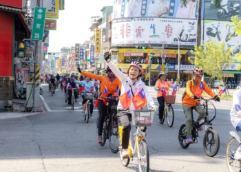 周佳琪雙十國慶號召「百騎琪發」走入屏東街頭 爭取YouBike擴站，服務市民慢活與遊客漫遊