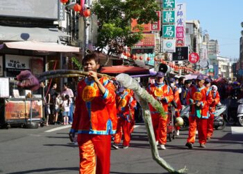 鹿港四季紅秋收系列活動熱鬧登場 古式婚禮踩街重現傳統習俗魅力
