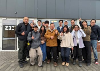 翻轉傳統豬肉攤販售概念 三代豬肉世家「小鮮肉」引進丹麥肉品專家推動台灣豬肉產業升級