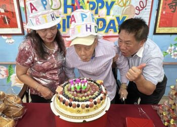 榮民長輩陳爺爺百歲嵩壽 花蓮榮家溫馨慶生