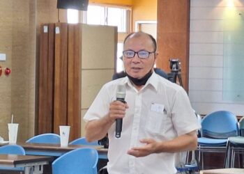 菸齡40載釀巨大肺氣泡　日常活動氣喘吁吁經胸腔鏡手術改善