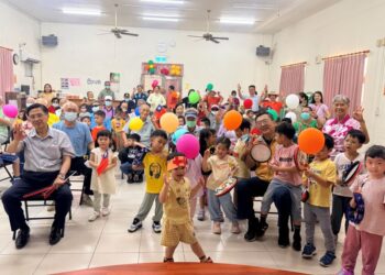 「國恩家慶 雙十快樂」高雄榮家老幼共融同歡 暨高榮家訊