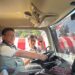 重陽敬老不只送暖!前鎮警首創「大車開進重陽敬老活動」讓高齡者實境體驗內輪差、視野死角