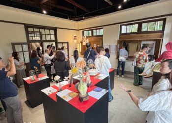 串聯工藝、設計與藝術   遠州織物串起臺日共創  TAPIHITO 10/10日起士林官邸展出