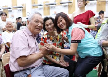 影音/田中鎮金鑽石婚表揚活動 50對伉儷齊聚共同見證攜手一生幸福印記