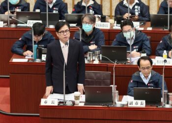 陳其邁 高雄市完善社福、交通與公共建設 任期滿 落實教育平權、推動產業轉型