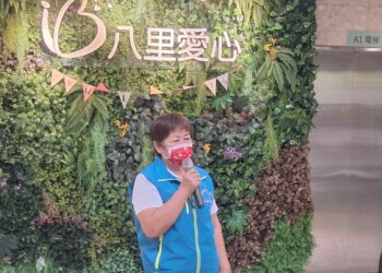 林季臻長期投入公益 號召五股靜心院慨捐復康福祉車 提升八里愛心教養院生就學就醫便利性